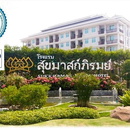 Sukkhamas Pirom Hotel Nakhonratchasima Buitenkant foto