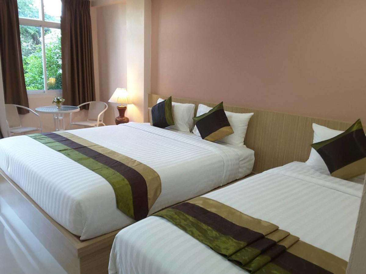 Sukkhamas Pirom Hotel Nakhonratchasima Buitenkant foto